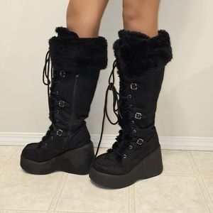 Y2K Chunky Lug Sole Lace-Up Shearling Boots